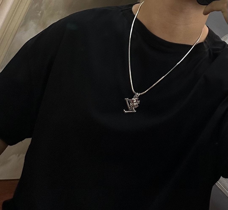 LV Necklaces